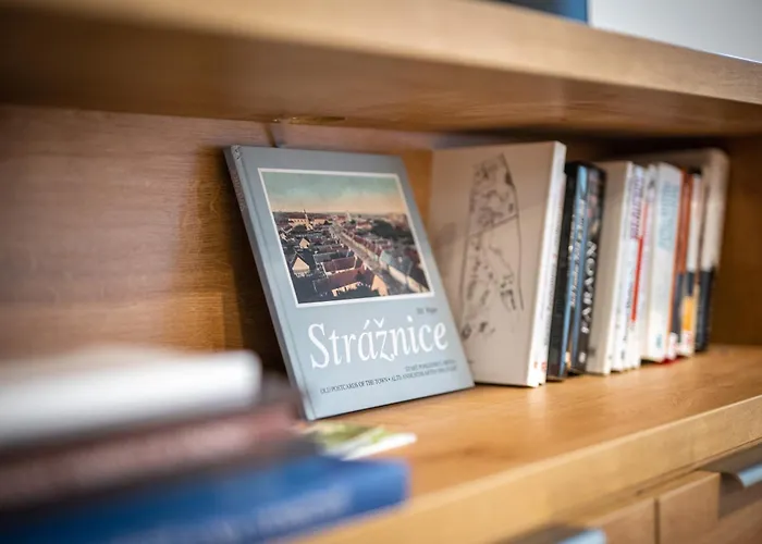 V Srdci Straznice - Park - Batuv Kanal - Cyklisticke Stezky - Rezidence Liberte